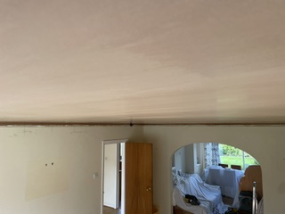 Smooth skimmed corner beading